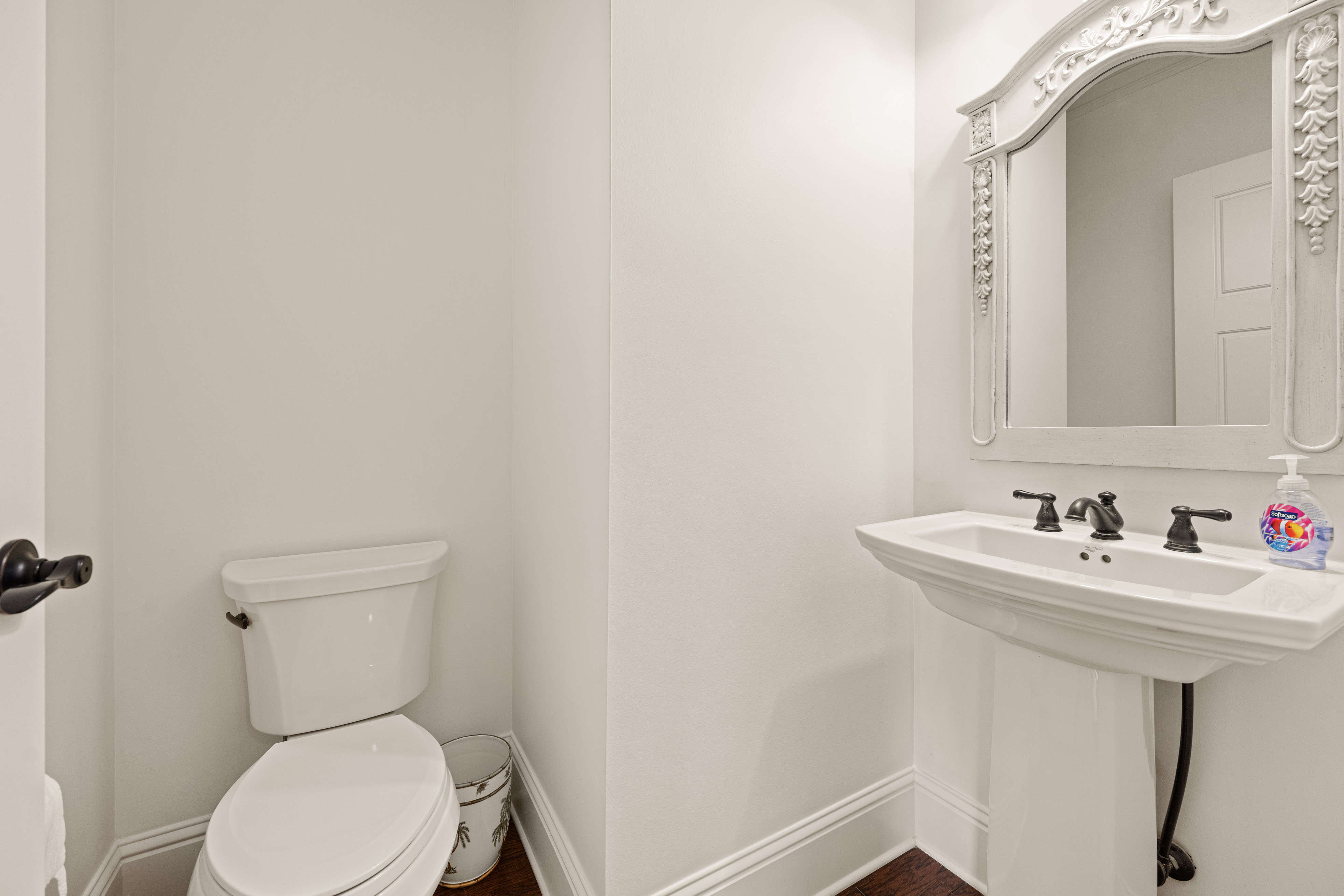 1080 Club Pointe Circle image 14